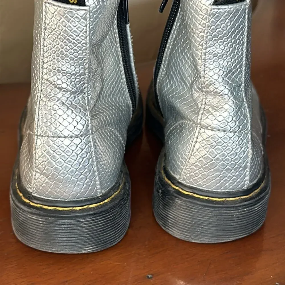 Dr. Martens 1460 Reptile Emboss Lace Up Boots Youth Size 3